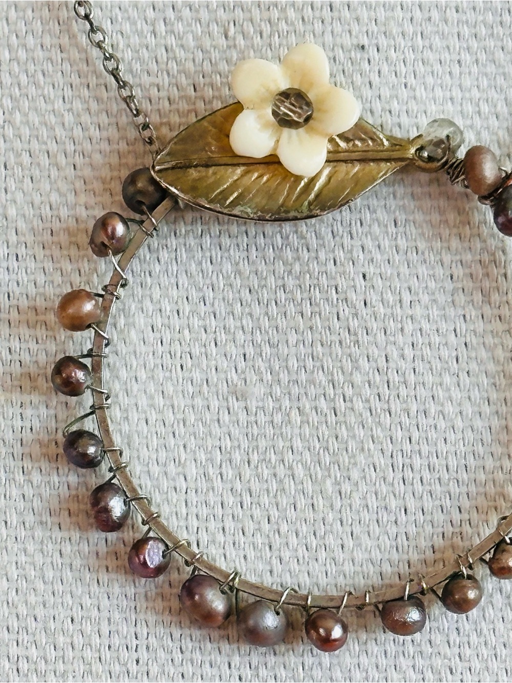 Handcrafted Pearl & Leaf Pendant and Agate necklace set
